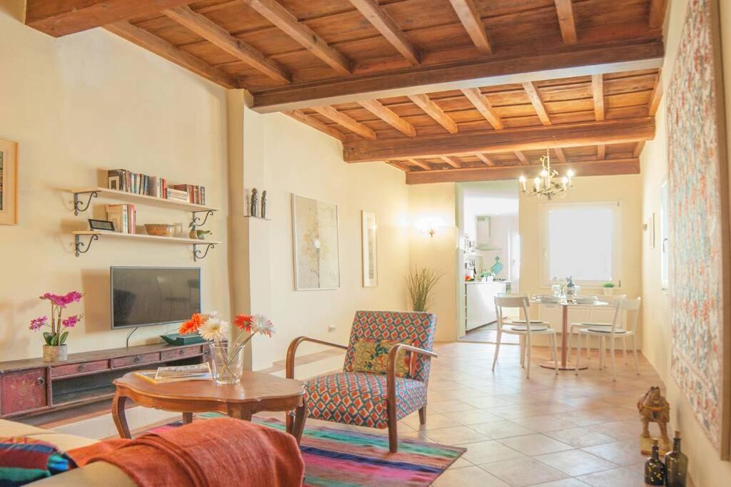 דירות פירנצה Cozy Macci Flat 4 People Near Santa Croce Square מראה חיצוני תמונה
